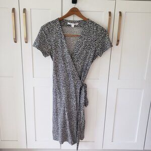 Diane von Furstenberg Wrap Dress Womens 12 Black Abstract Print Short Sleeve